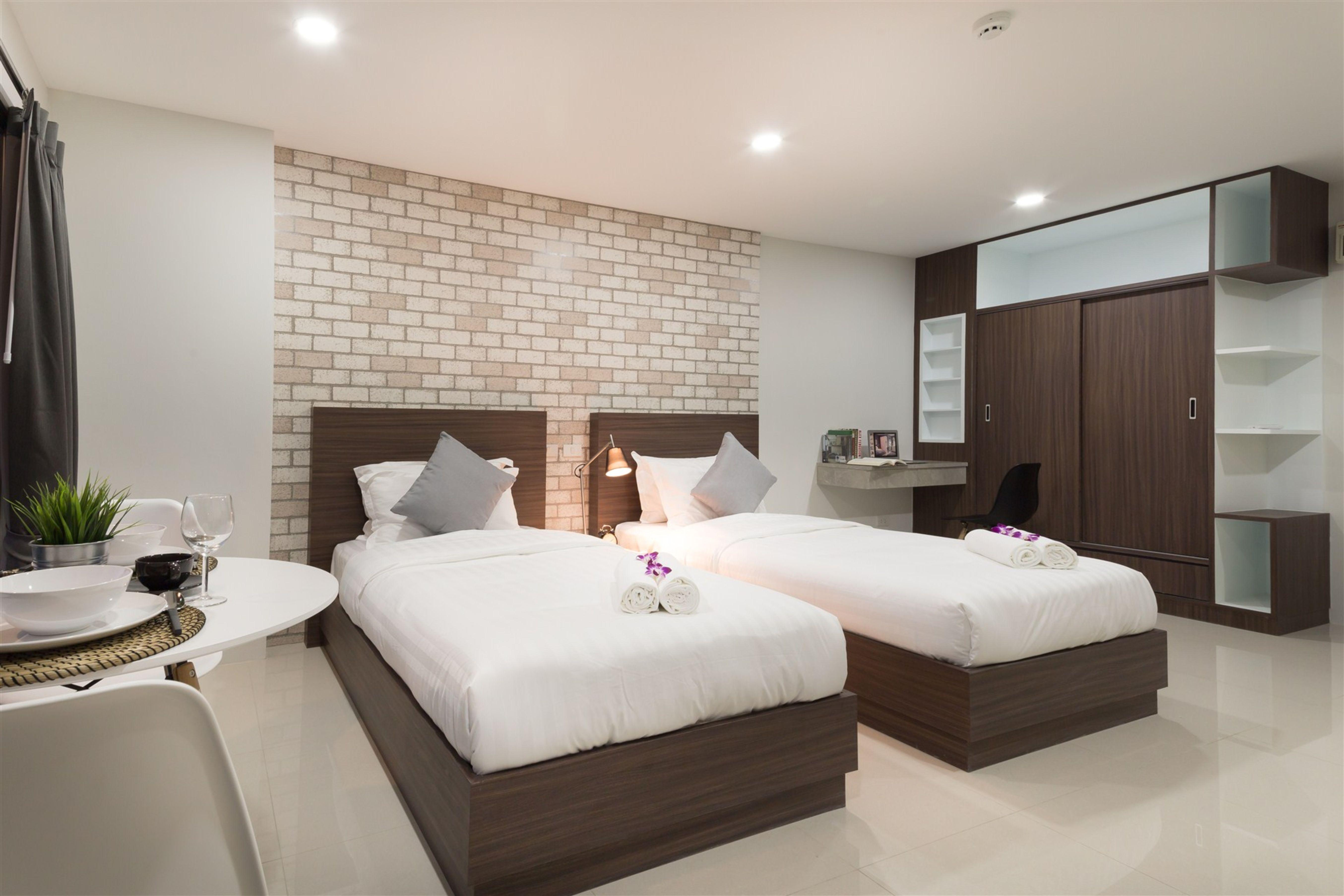 Q Space Residence Bangkok Exterior photo