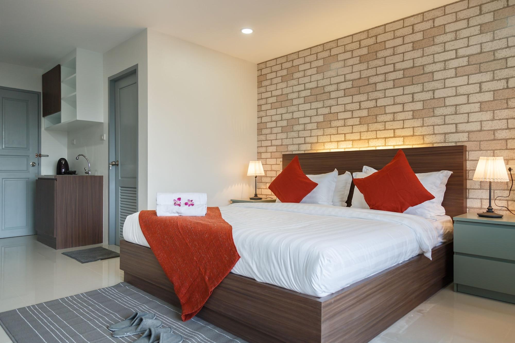 Q Space Residence Bangkok Exterior photo